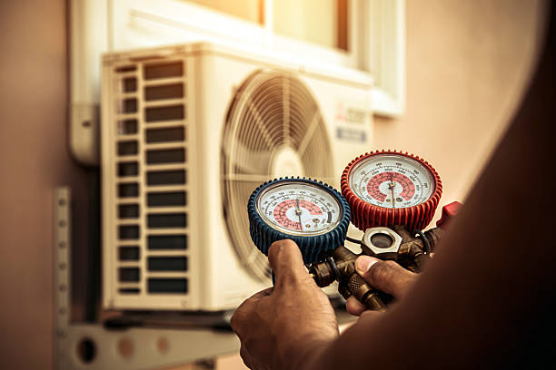 Professional Heat Pump Repair technician working in Dalton, OH